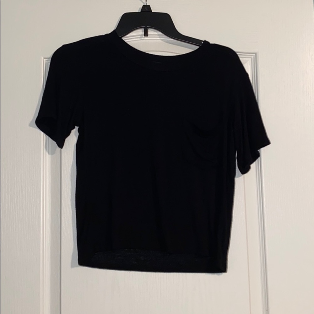 Black crop top